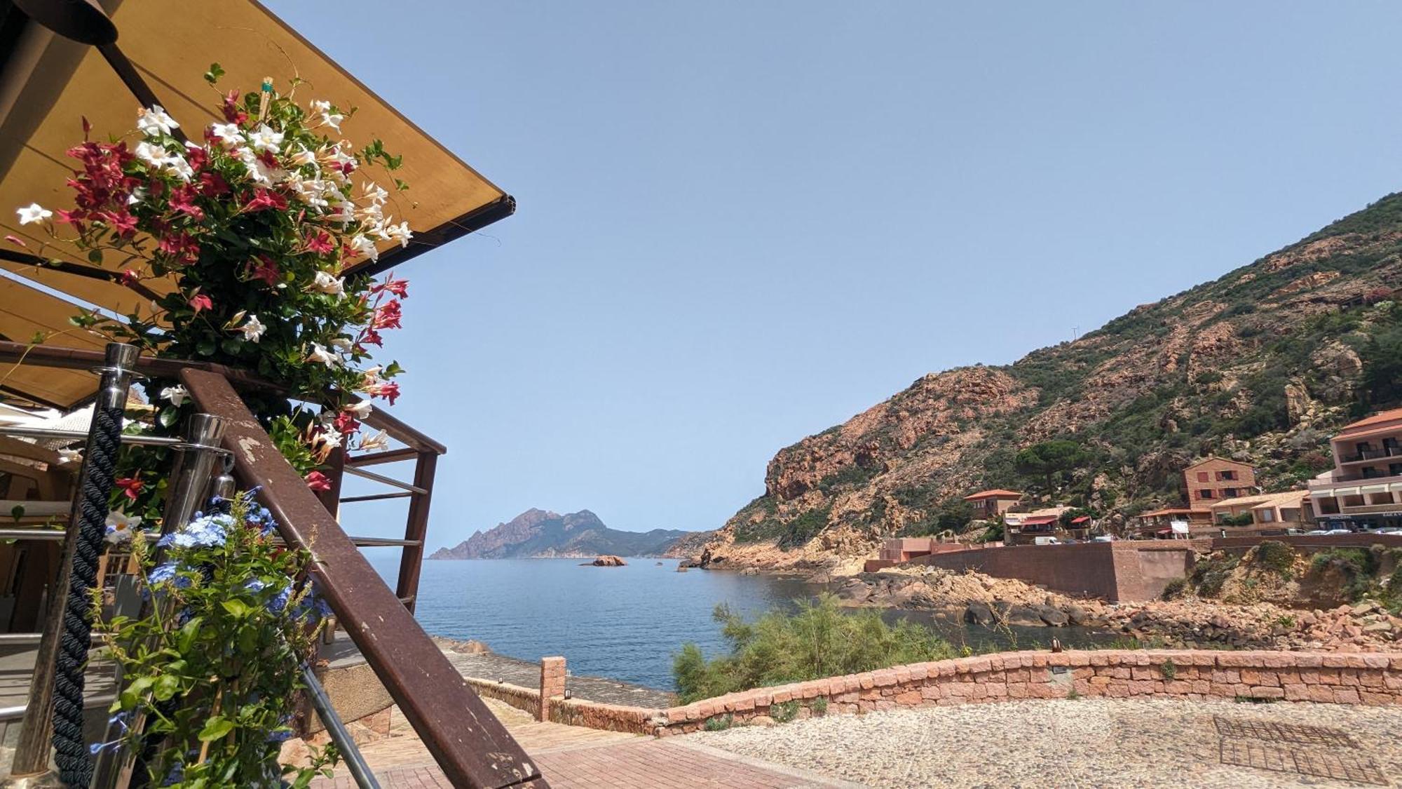 Le Porto T3 55M2 Vue Mer Immeuble Traditionnel En Pierre De Taille Avec Prestations Exceptionnelles Barbecue Ordinateur Videosurveillance Terrasse Panoramique Kültér fotó