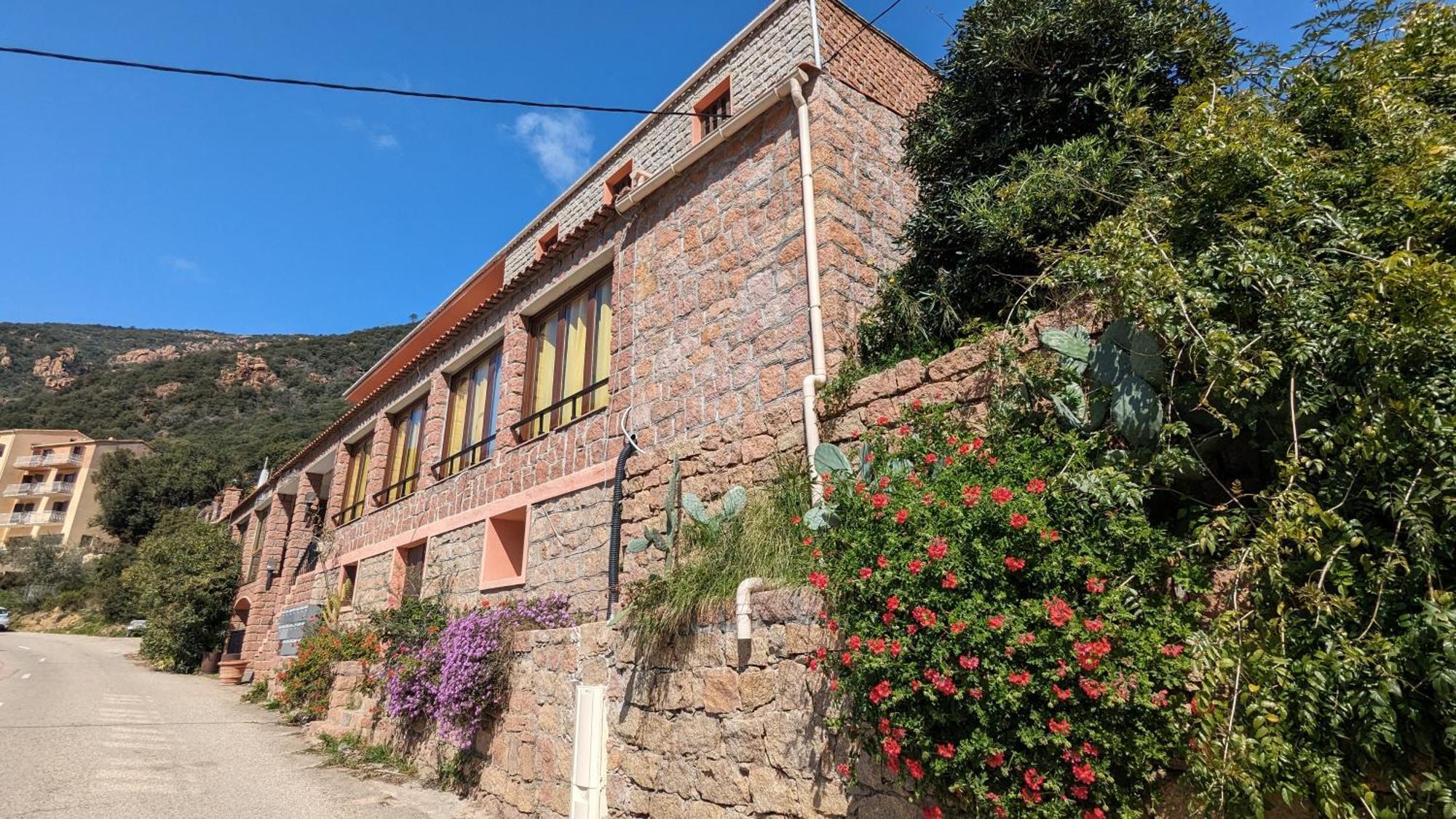 Le Porto T3 55M2 Vue Mer Immeuble Traditionnel En Pierre De Taille Avec Prestations Exceptionnelles Barbecue Ordinateur Videosurveillance Terrasse Panoramique Kültér fotó